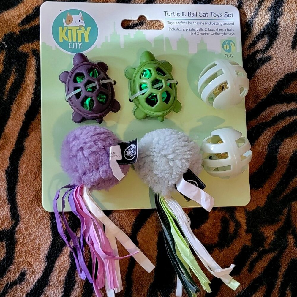Cat Kitten Turtle and Ball Toy Set New!